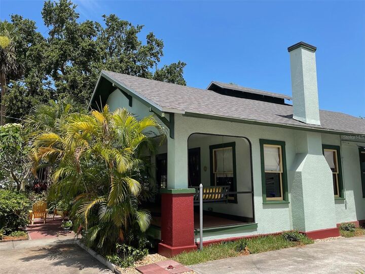 Property Photo:  214 Scotland St  FL 34698 