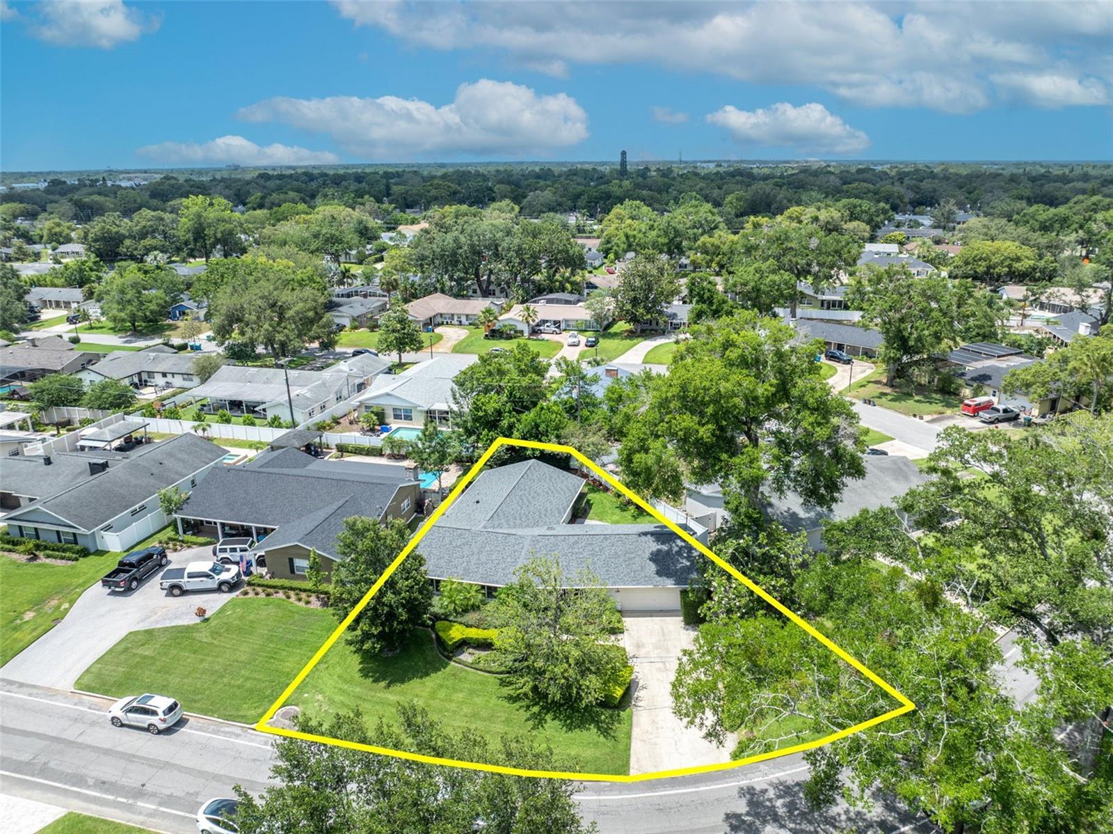 Property Photo: 2081 Mohican Trail FL 32751