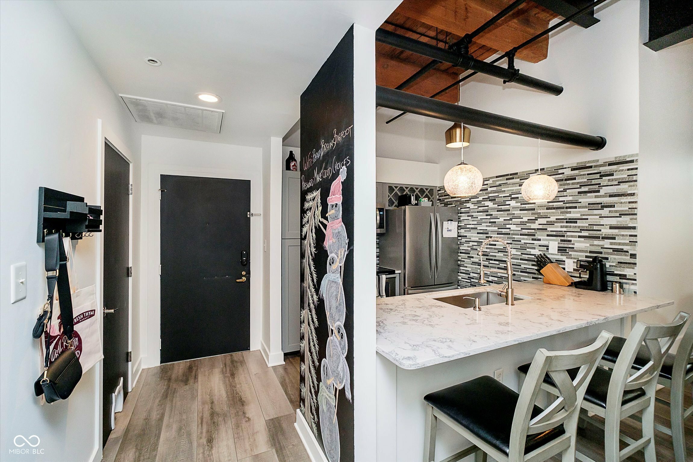 Property Photo: 430 N Park Avenue 211 IN 46202