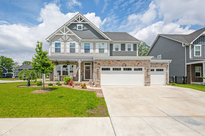 Property Photo: 1026 Woodglen Drive IN 46074