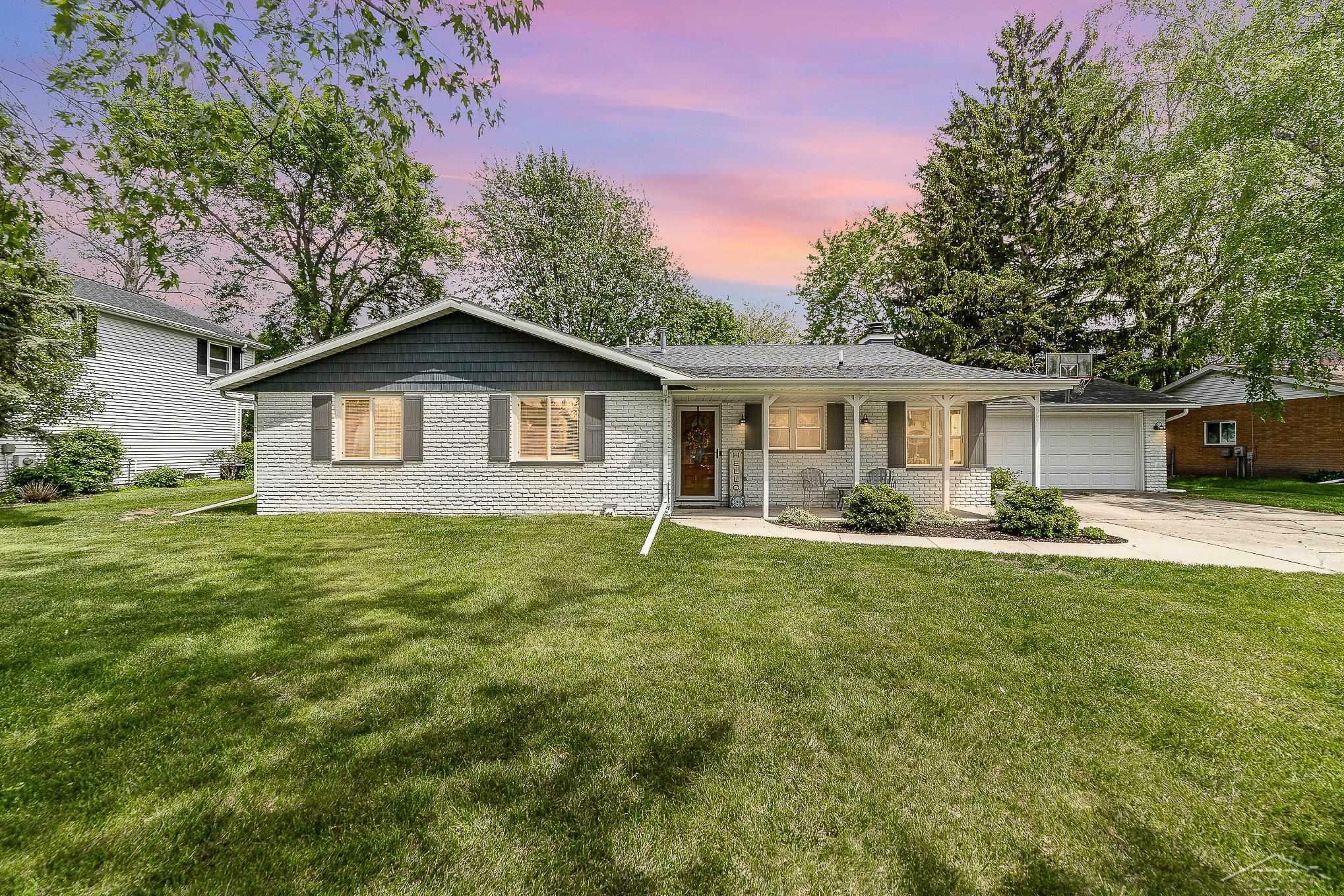 Property Photo: 562 Plymouth Drive MI 48638