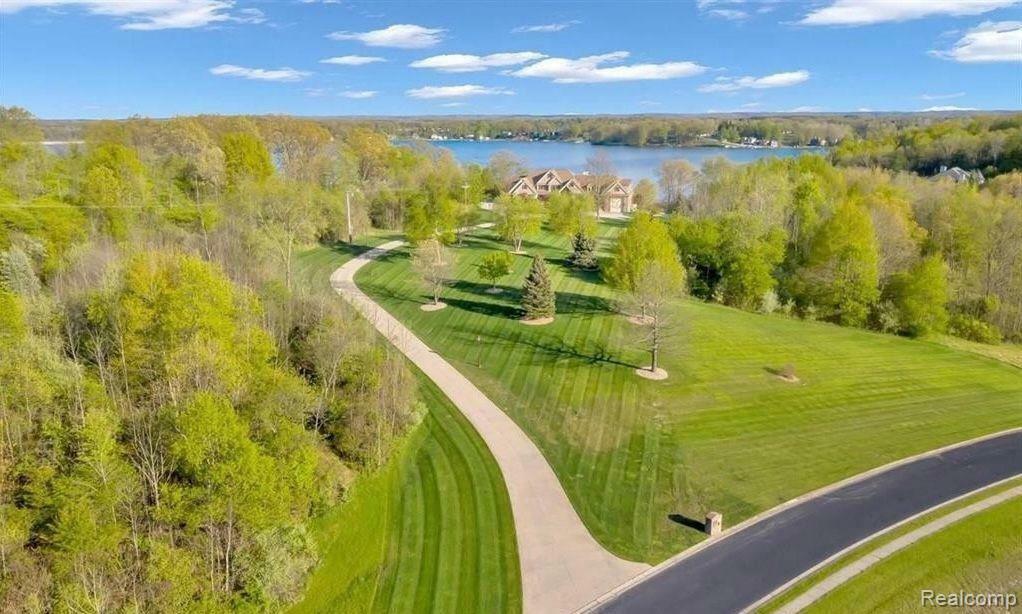 Property Photo: 4143 Longview Drive MI 48446 3659