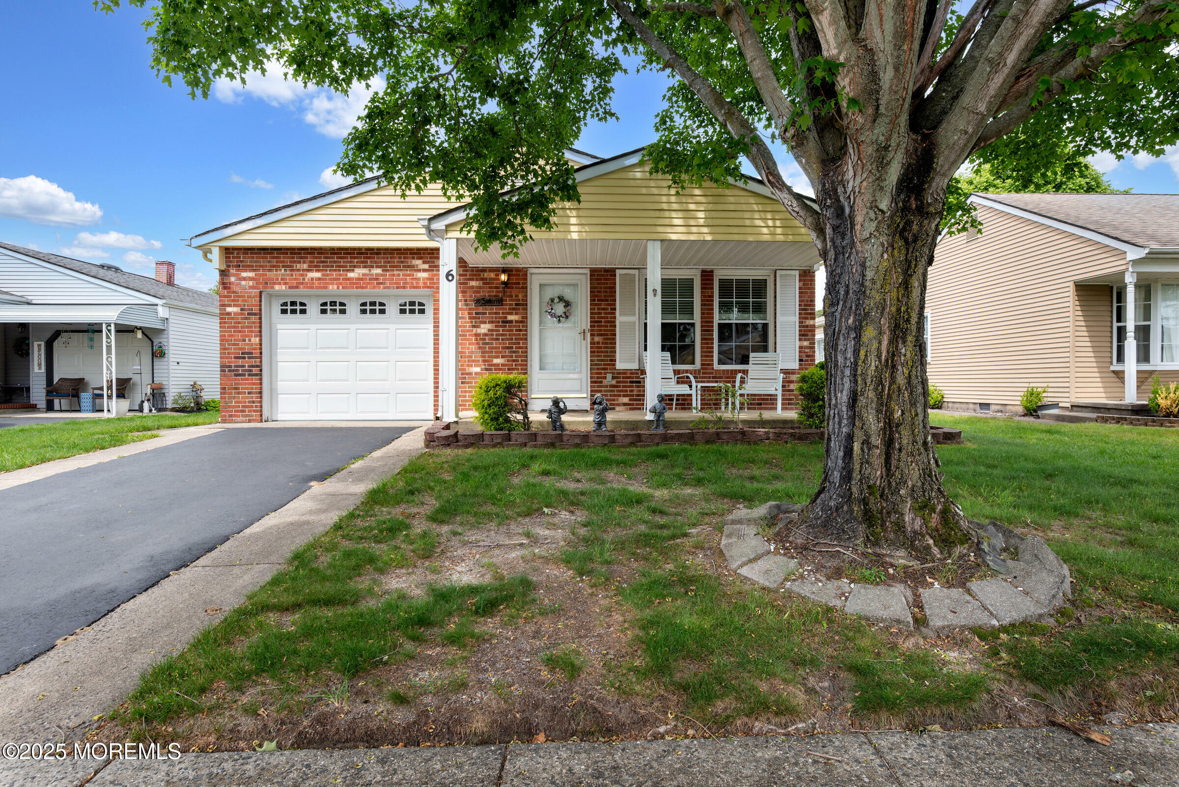 Property Photo: 6 Manitoba Court NJ 08757