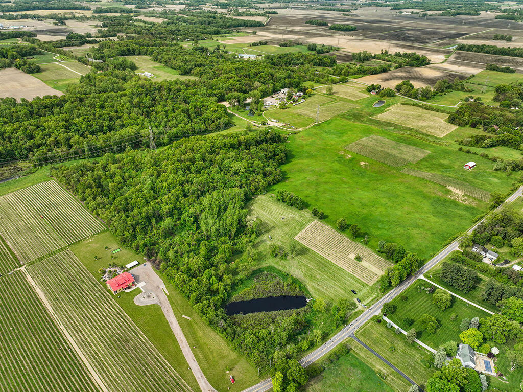 Property Photo: 438 E Snow Road MI 49101