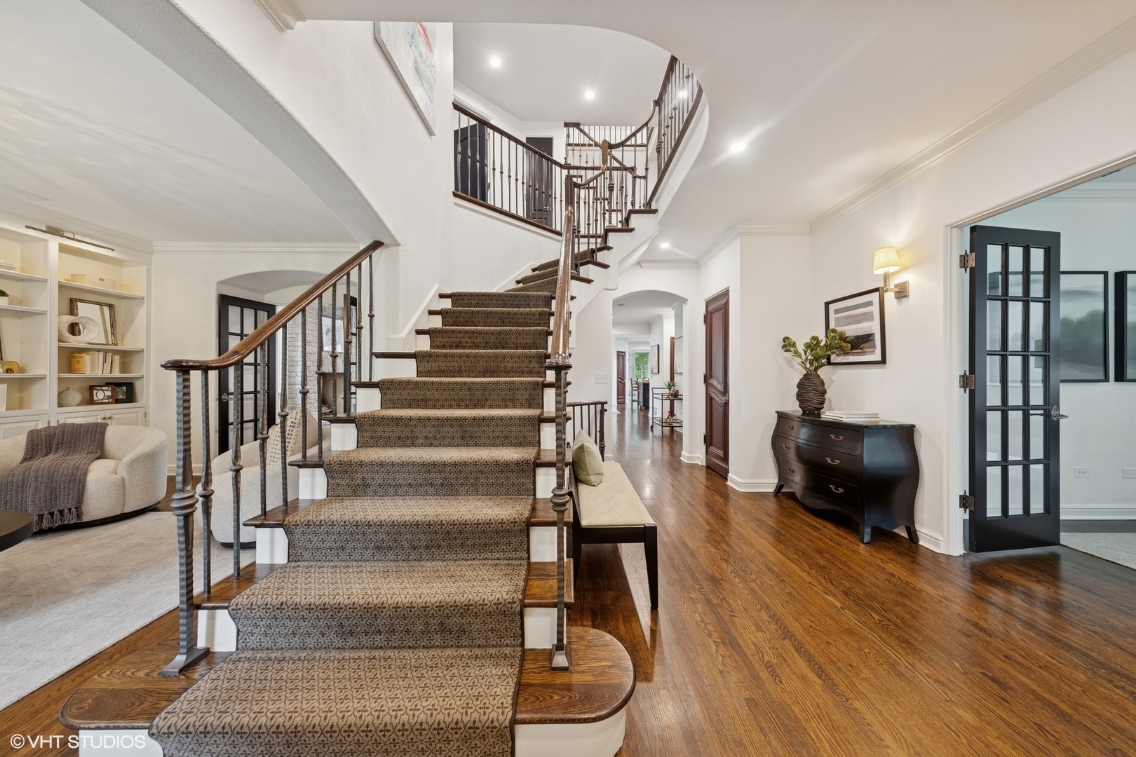 Property Photo: 118 N Park Avenue IL 60521
