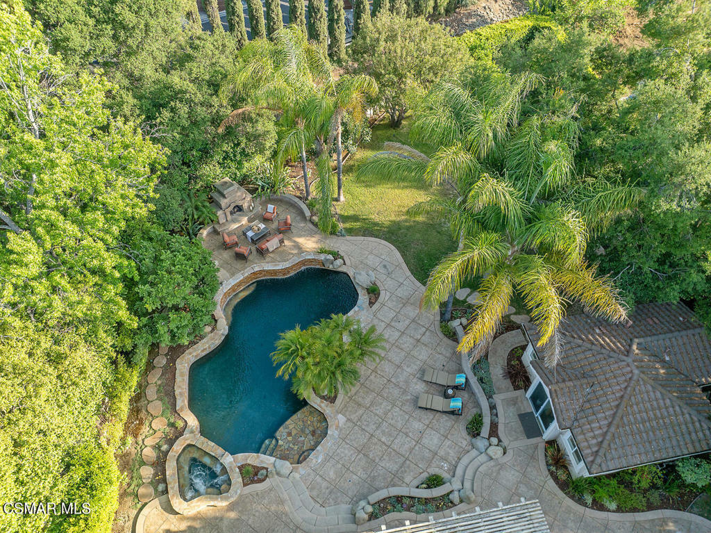 Property Photo: 758 Camino Dos Rios CA 91360