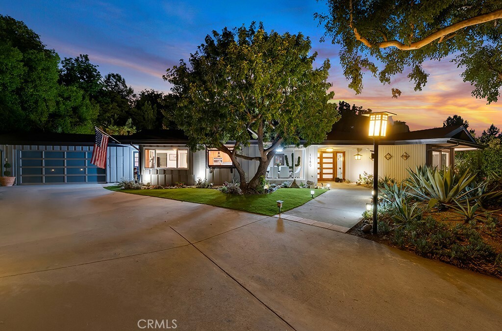 1180 Calle Pecos  Thousand Oaks CA 91360 photo