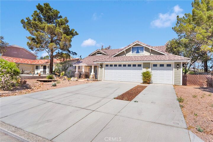 Property Photo: 26534 Topsail Lane CA 92342