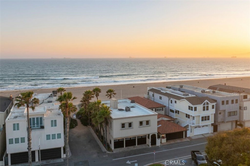 16905 S Pacific Avenue  Sunset Beach CA 90742 photo