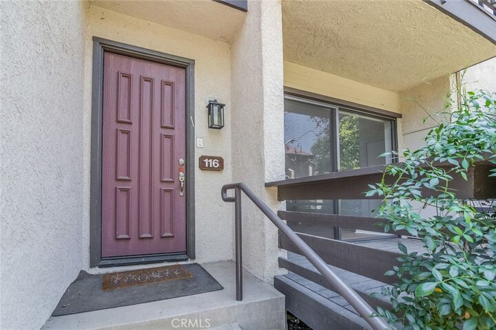 Property Photo:  5711 Owensmouth Avenue 116  CA 91367 