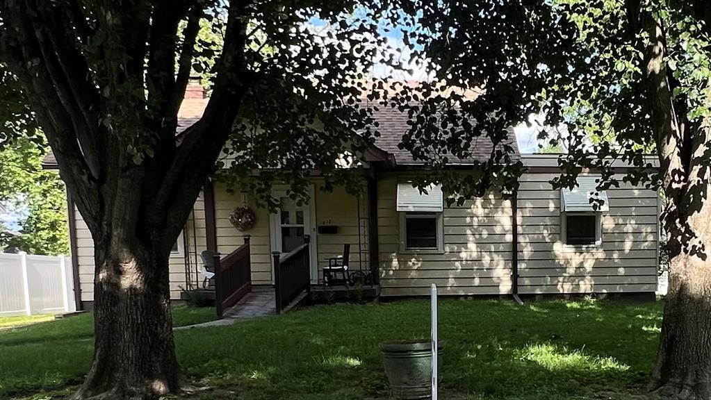 Property Photo: 812 Cleveland Avenue MO 63122