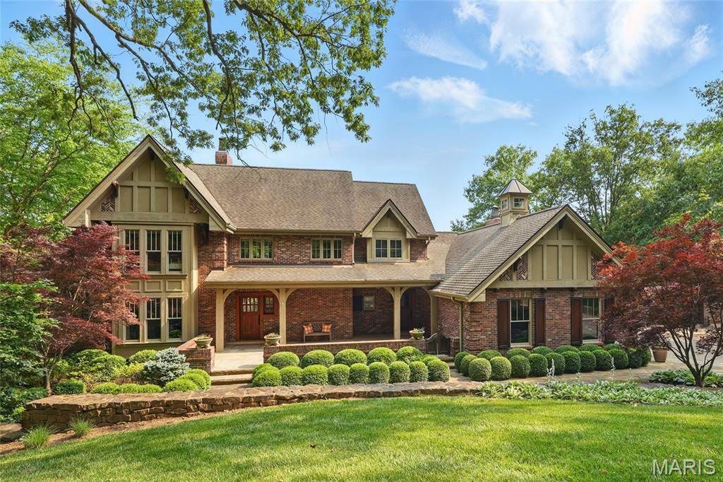 Property Photo: 311 Larimore Valley Drive MO 63005