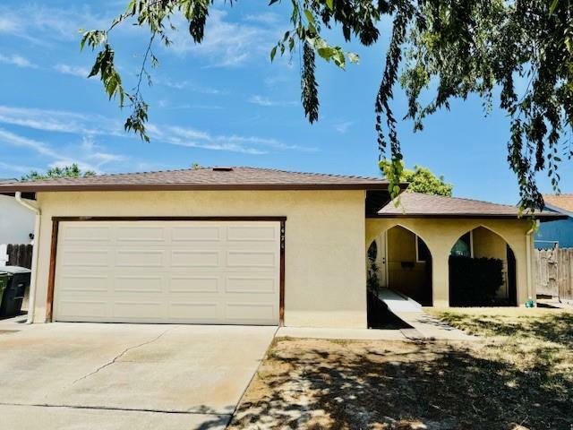 Property Photo: 1471 Locust Drive CA 95376