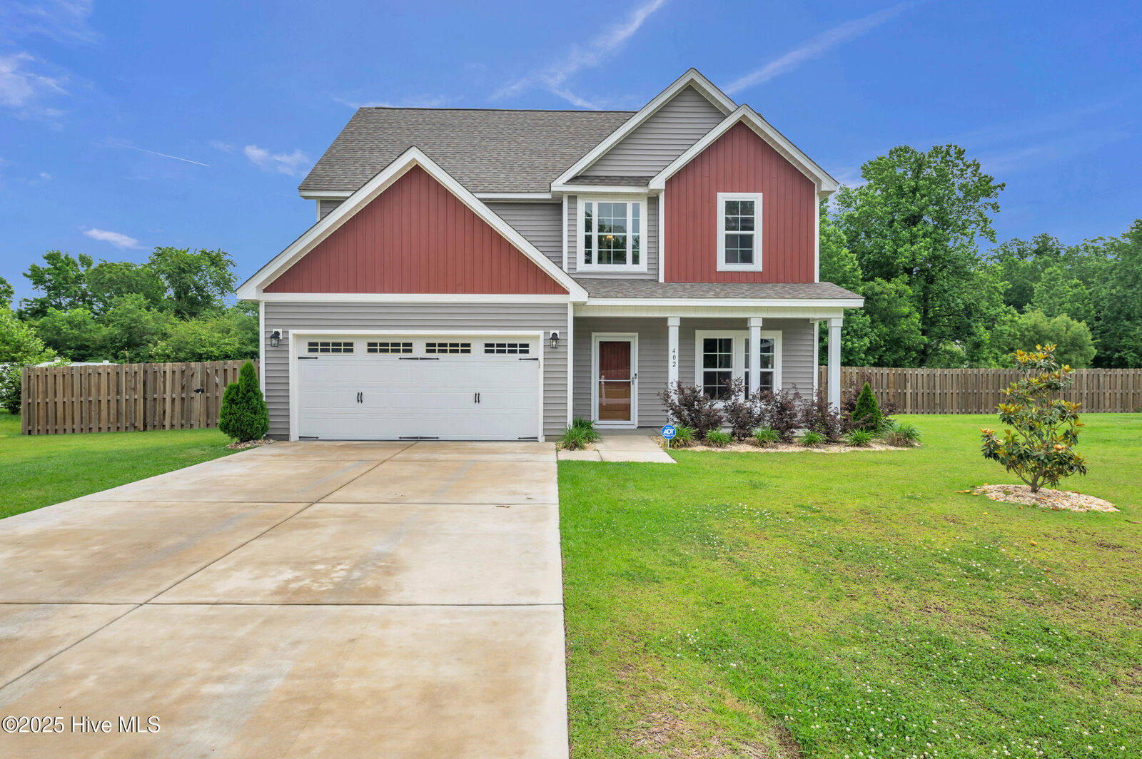 Property Photo:  402 Bulrush Court  NC 28540 