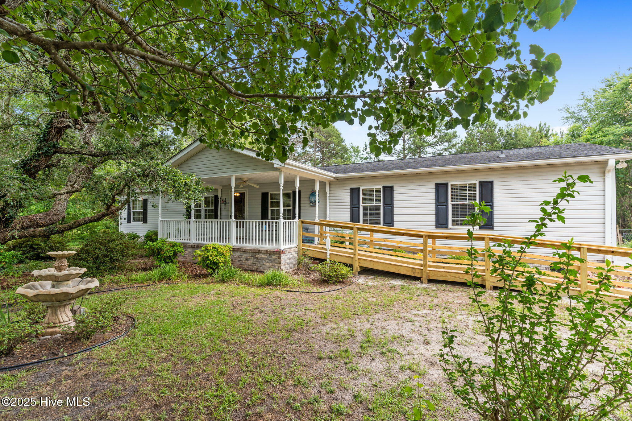 Property Photo: 2687 Sanders Forest Drive NW NC 28470