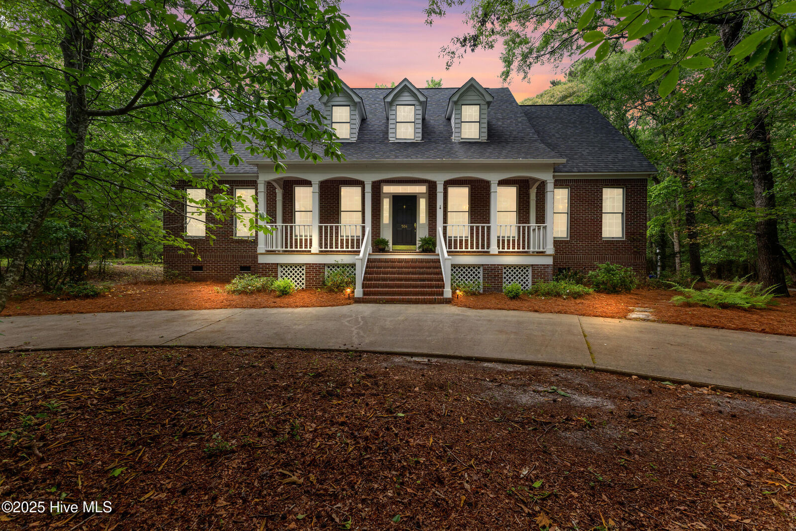 Property Photo: 504 Captain Dexter Wynd NC 28411