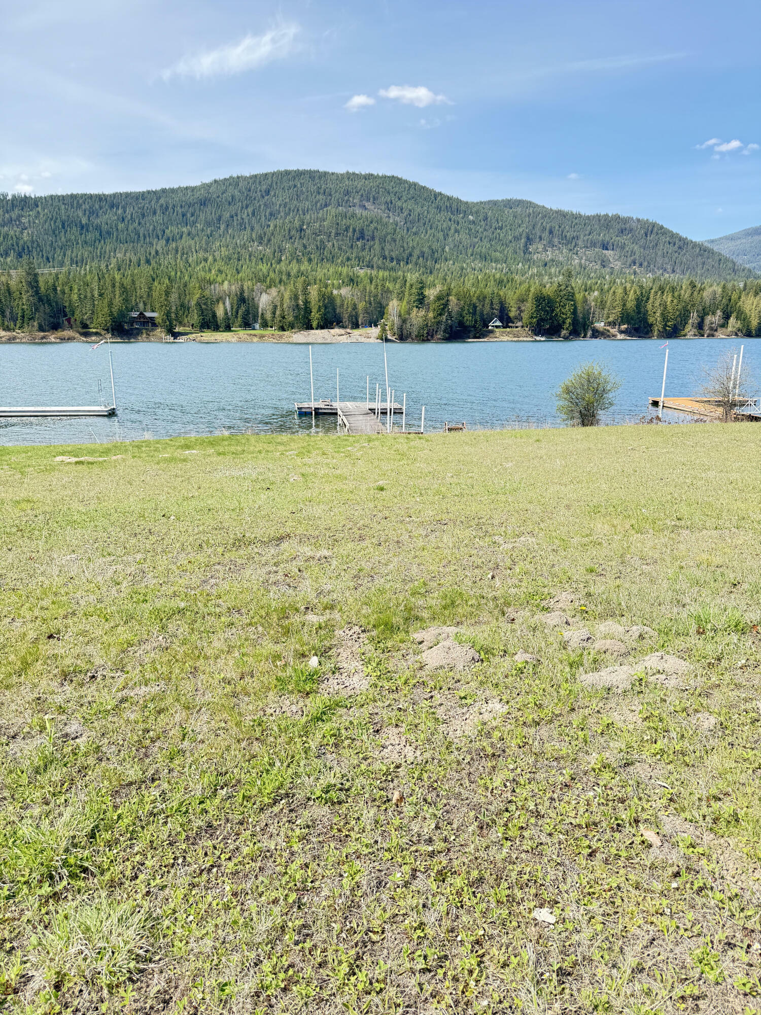 Property Photo: 192 Sunset Dr S WA 99119