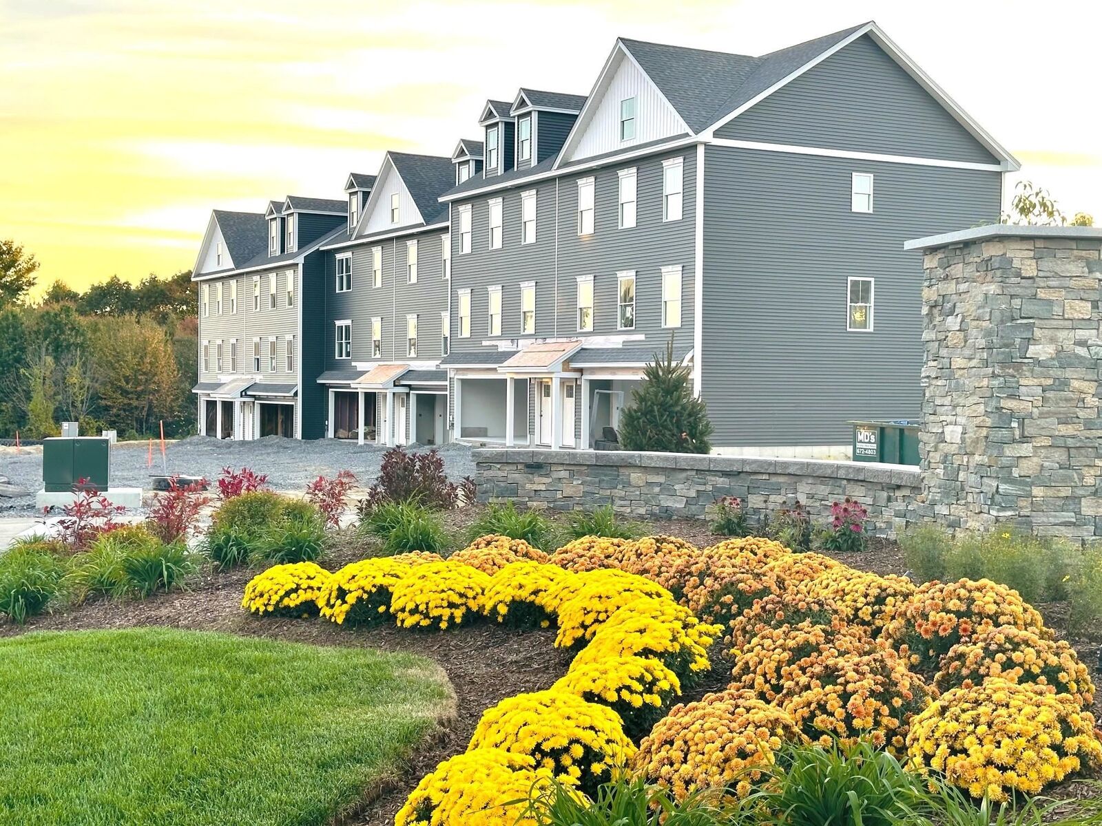 Property Photo: 5 Elise Avenue NH 03053