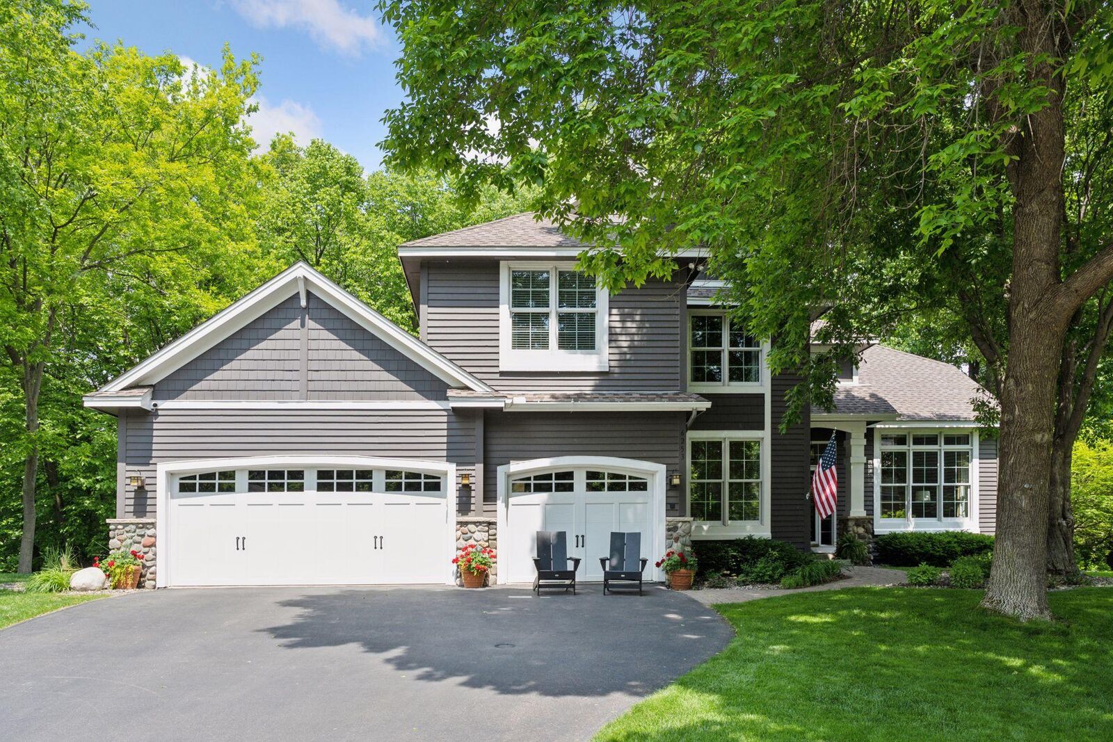 Property Photo: 6253 Niagara Court N MN 55311
