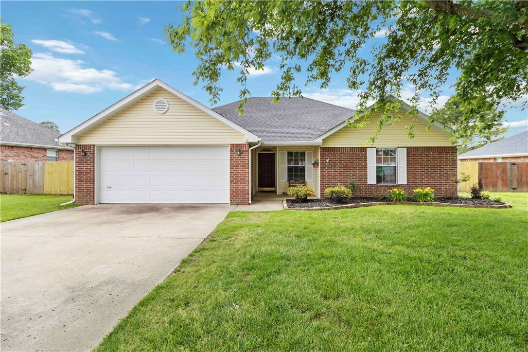 17 Briarmeadow Street  Farmington AR 72730 photo