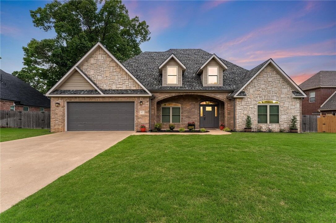 Property Photo:  602 SW Brighton Drive  AR 72712 