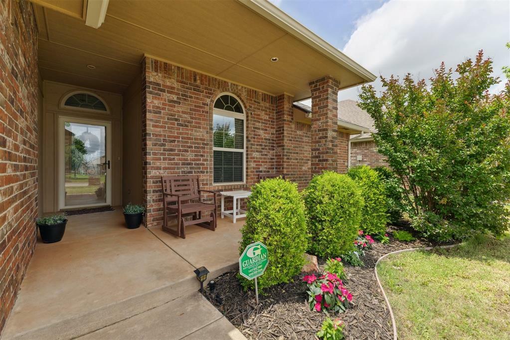 Property Photo: 9109 Misty Lane OK 73160