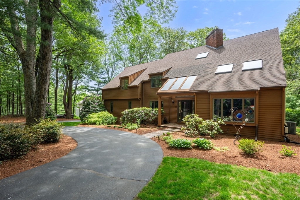 Property Photo: 56 Carter Dr MA 01701