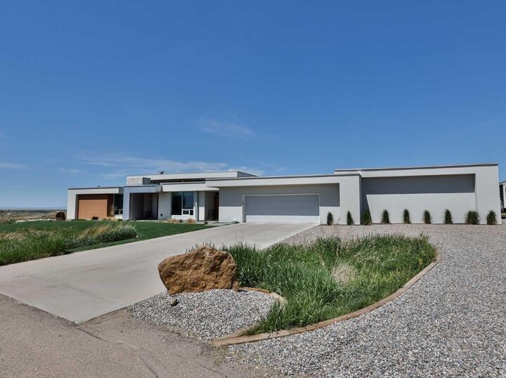 403 Meadow Lark Drive — photo 1