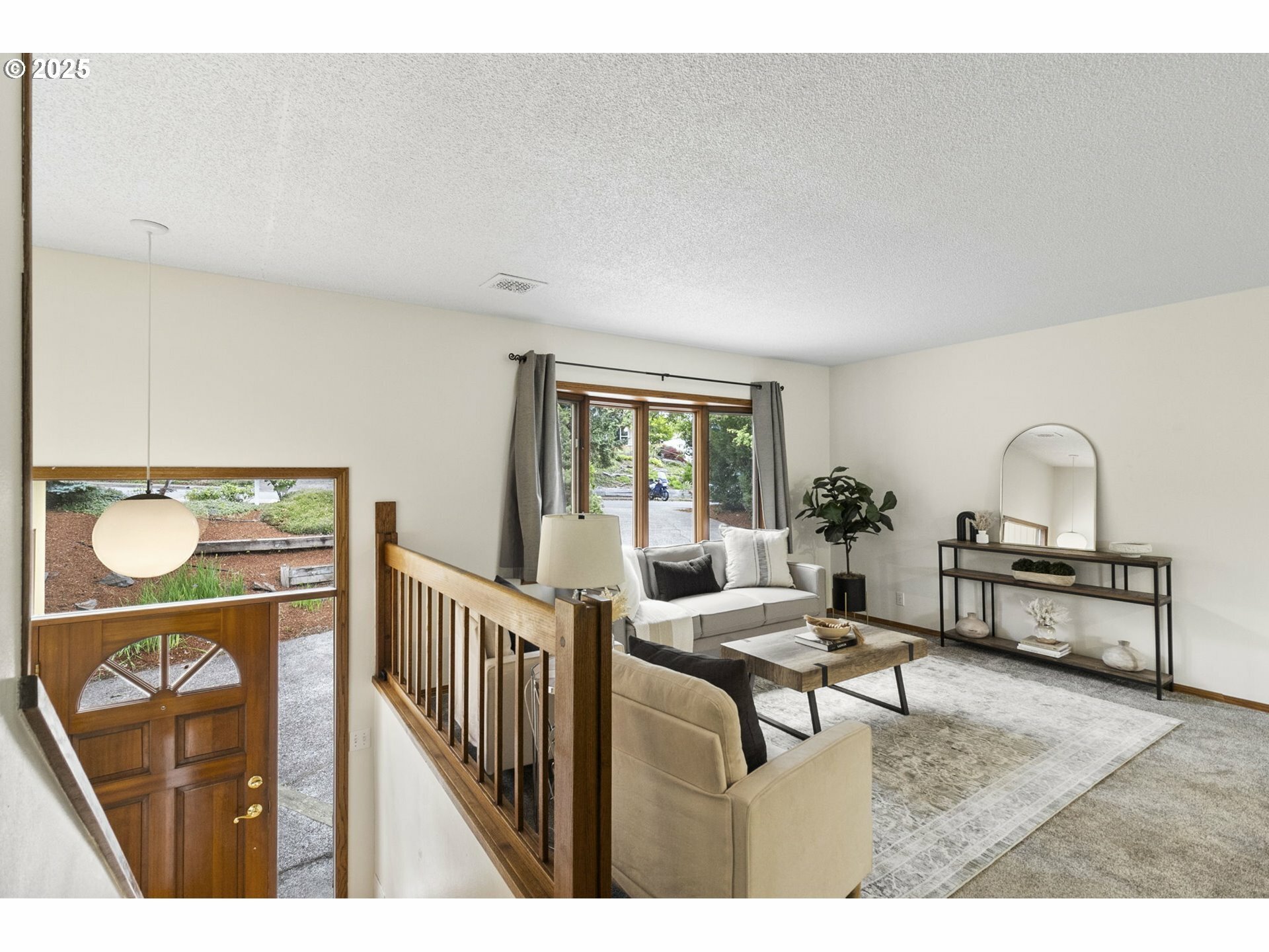 Property Photo:  1760 W 34th Ave  OR 97405 