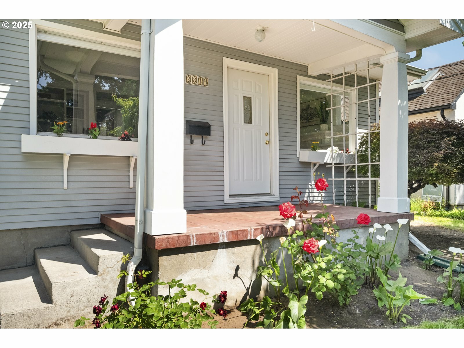Property Photo: 2814 NE 34th Ave OR 97212