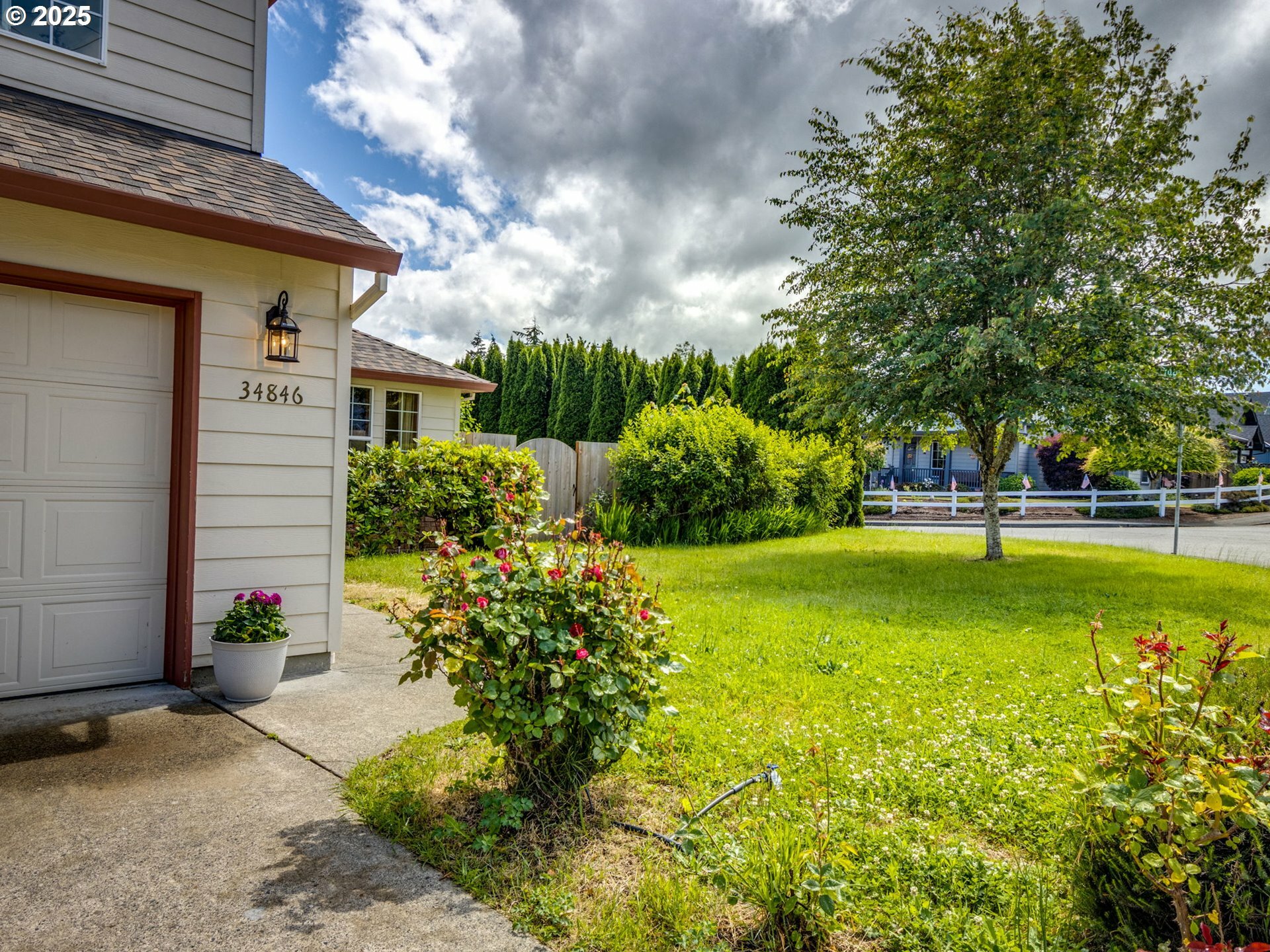 Property Photo: 34846 Westboro Way OR 97051