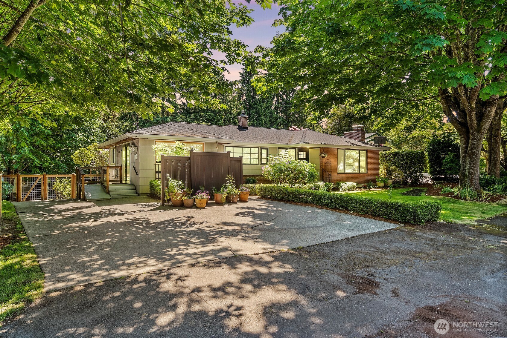 Property Photo:  16760  26th Ave  SW  WA 98166 