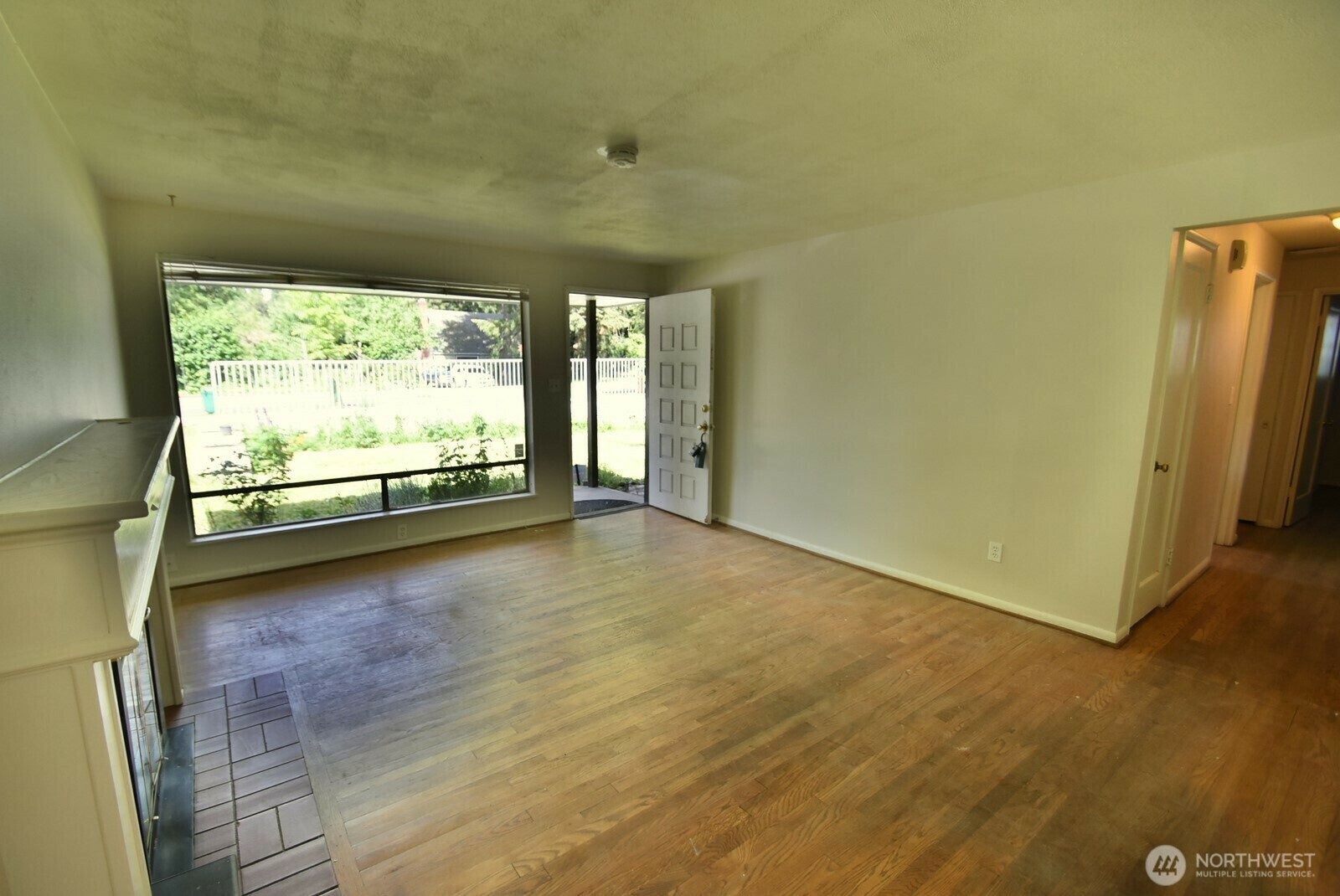 Property Photo: 13730 30th Avenue NE WA 98125