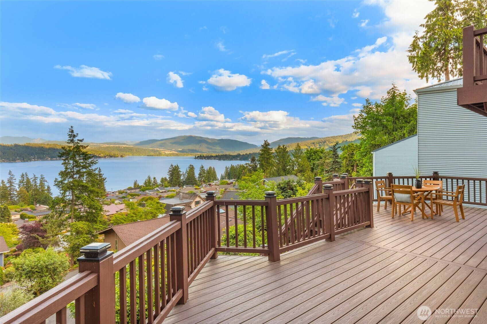 Property Photo: 16822 SE 26th Street WA 98008