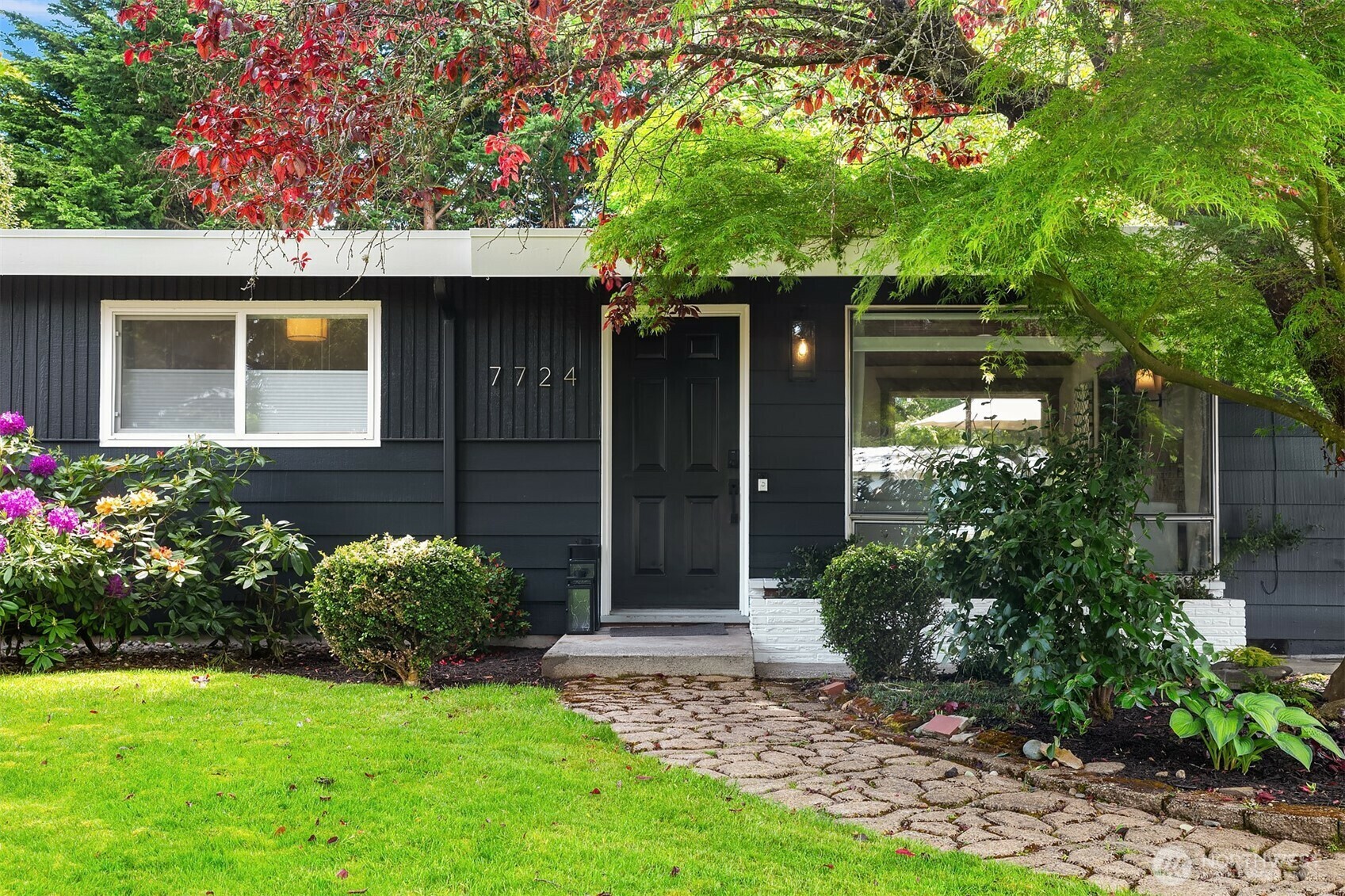 Property Photo: 7724 192nd Place SW WA 98296