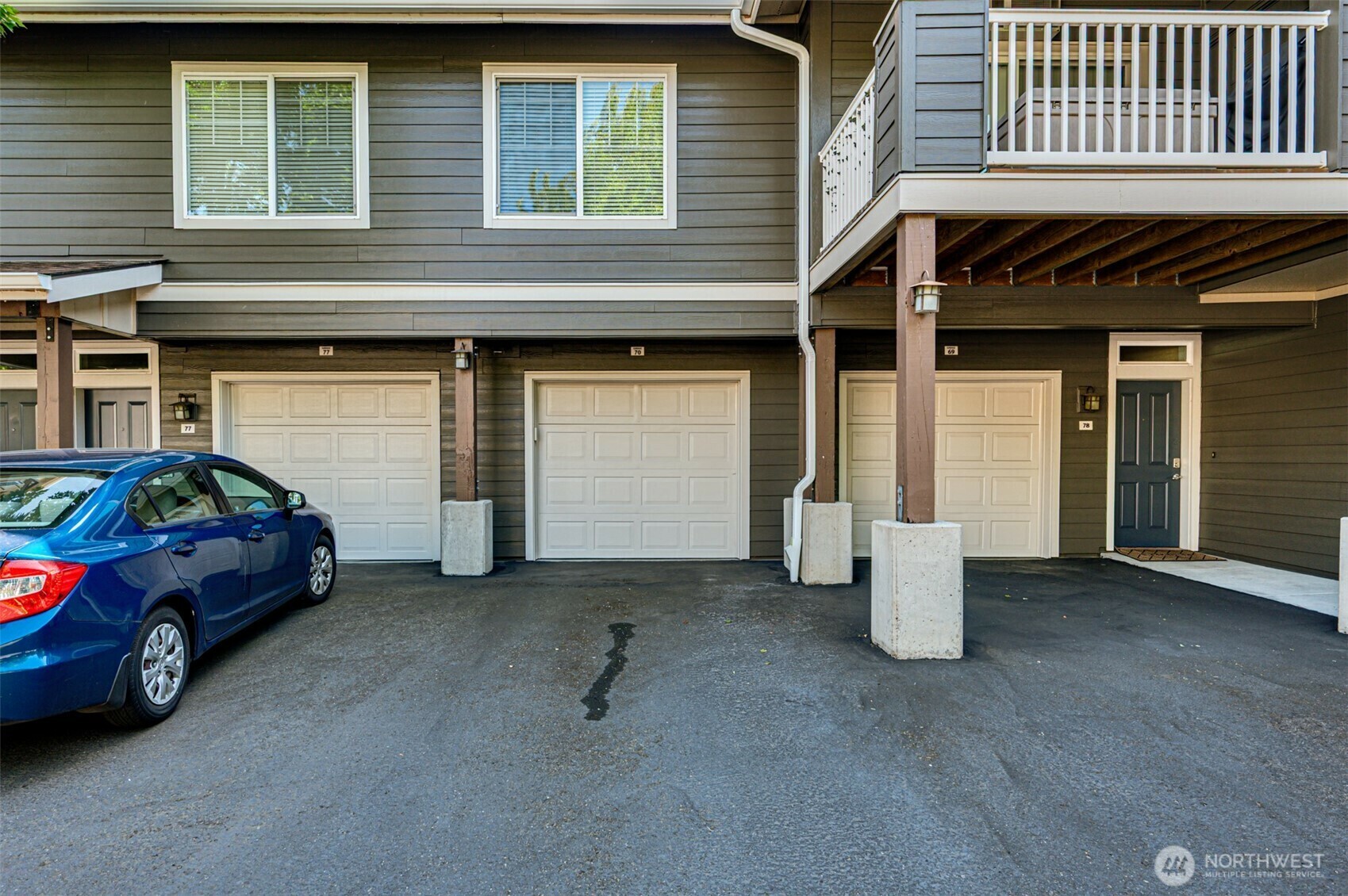 Property Photo: 10800 SE 17th Drive F70 WA 98664