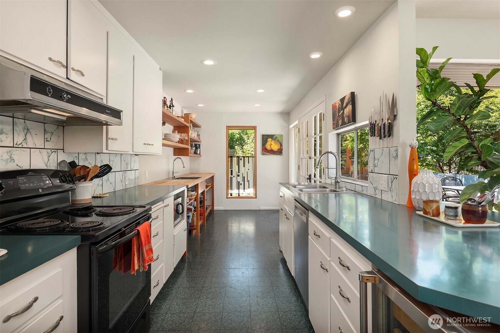 Property Photo:  2043 N 78th Street  WA 98103 