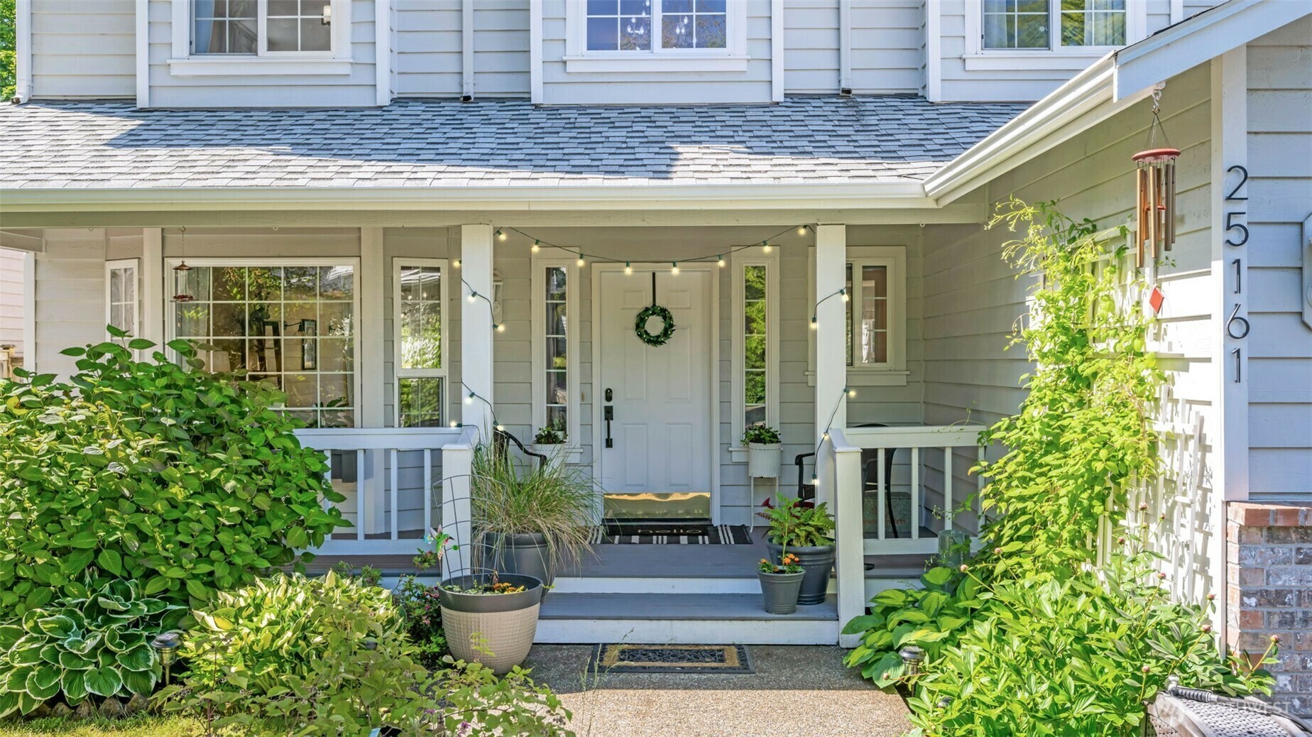 Property Photo: 25161 13th Avenue S WA 98198