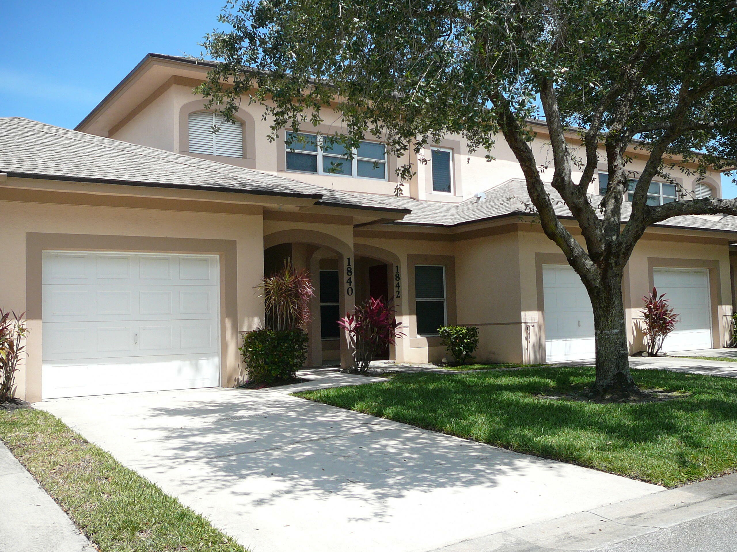 Property Photo: 1840 E Sanderling Lane 1 FL 34982