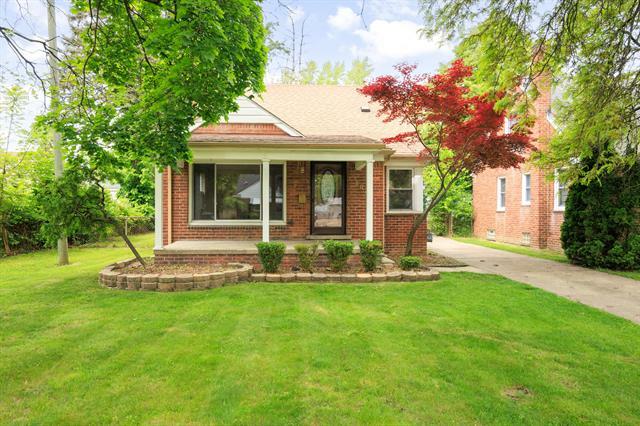 8027 Hazelton Street  Dearborn Heights MI 48127 photo