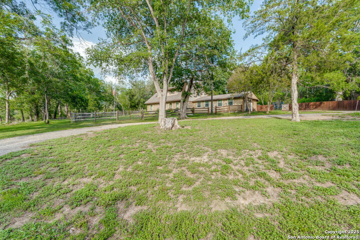 Property Photo: 289 Deer Slayer TX 78155