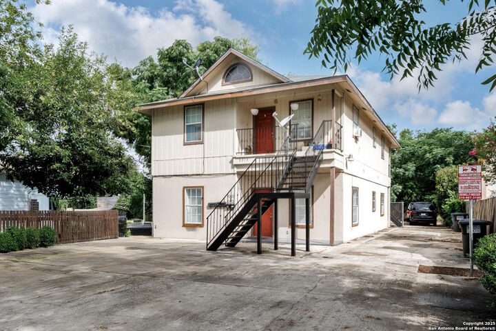 2313 Fresno  San Antonio TX 78201 photo