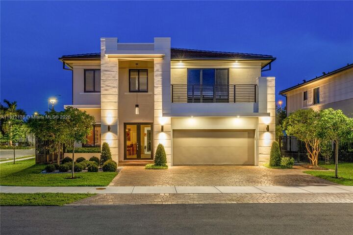 12021 SW 82nd Pl  Miami FL 33156 photo