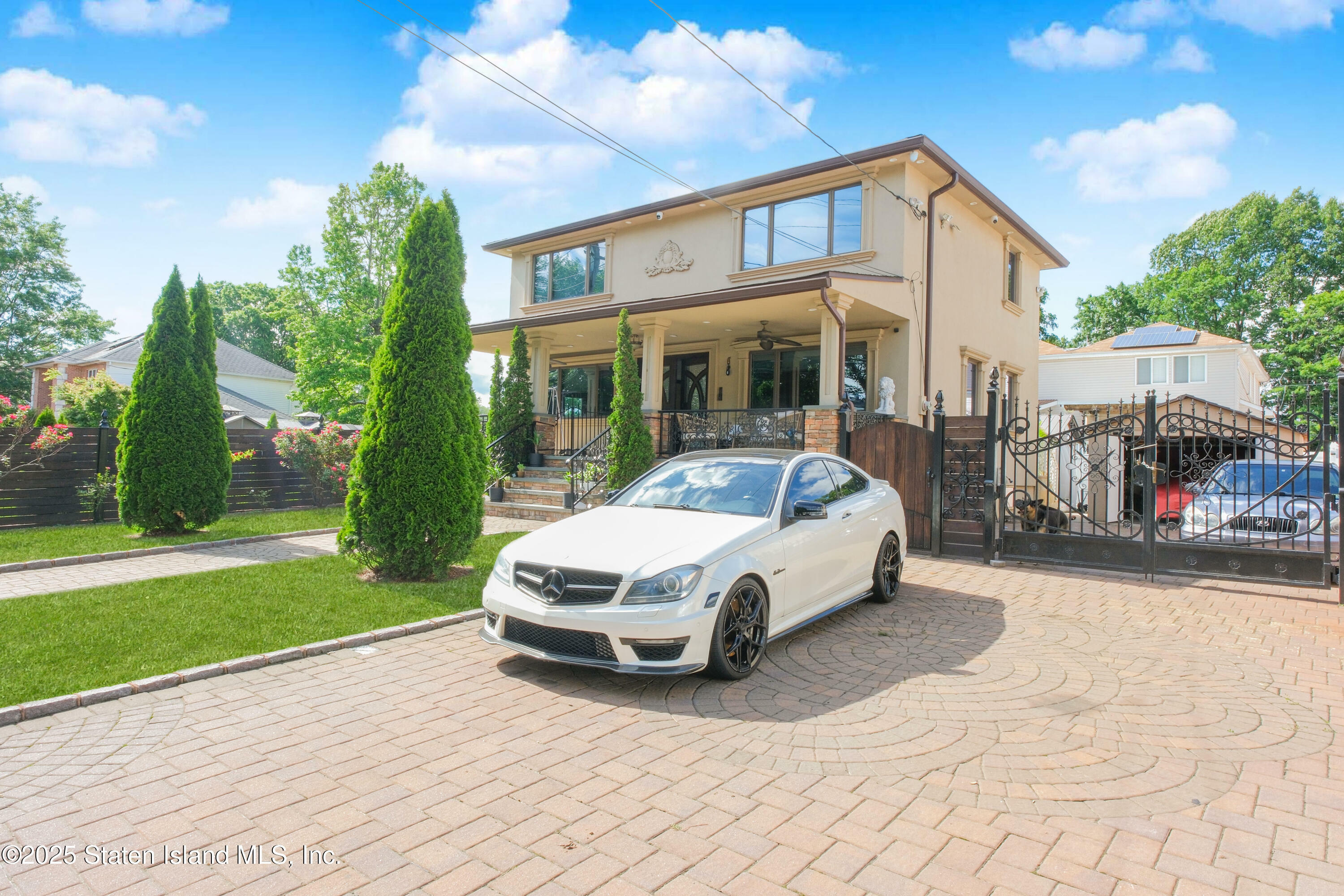 Property Photo: 75 Clay Pit Road NY 10309