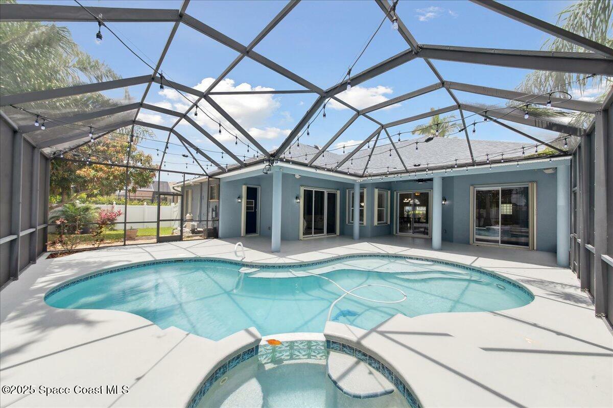 Property Photo: 2465 Tuscarora Court FL 32904