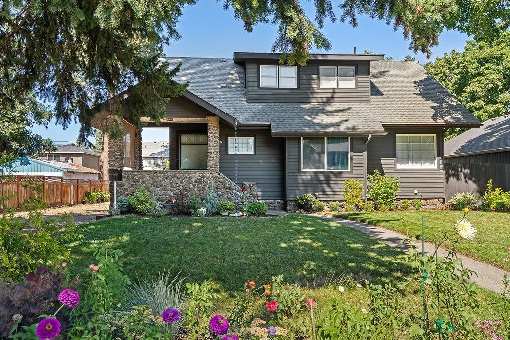 Property Photo: 3129 E 34th Ave WA 99223