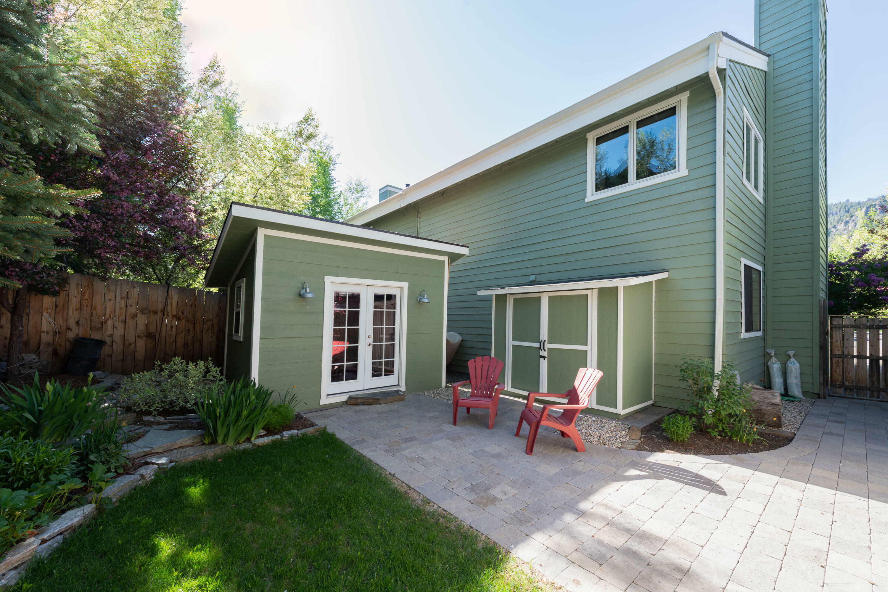 Property Photo:  107 Buss Elle Dr 1  ID 83340 