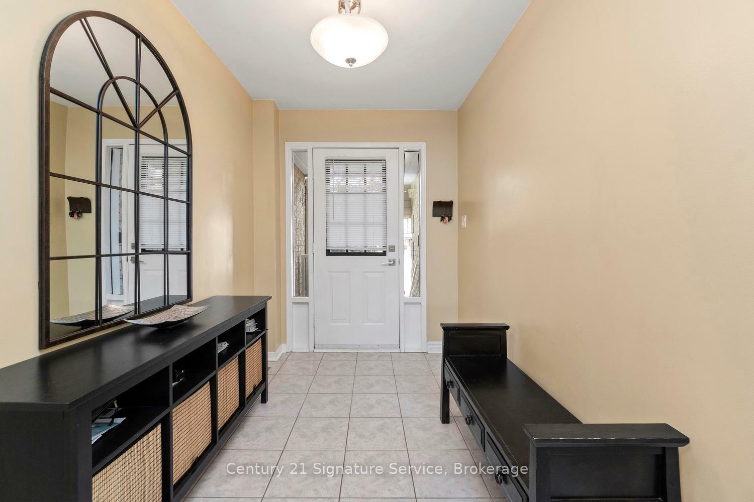 Property Photo: 5140 Lampman Avenue ON L7L 6K1