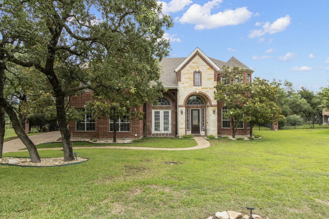 Property Photo: 15 Sarazen Loop N TX 78628