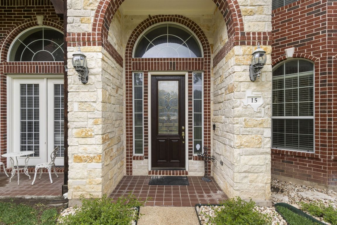 Property Photo: 15 Sarazen Loop N TX 78628
